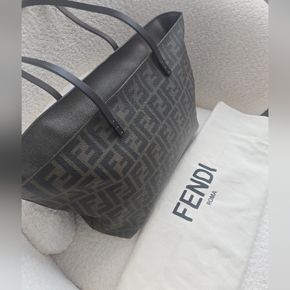 Fendi Zucca Print Brown Zippered Tote And Wallet Set Excellent Used Condition - Picture 6 of 17